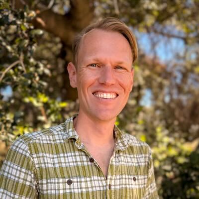 Headshot of Leif Johnson